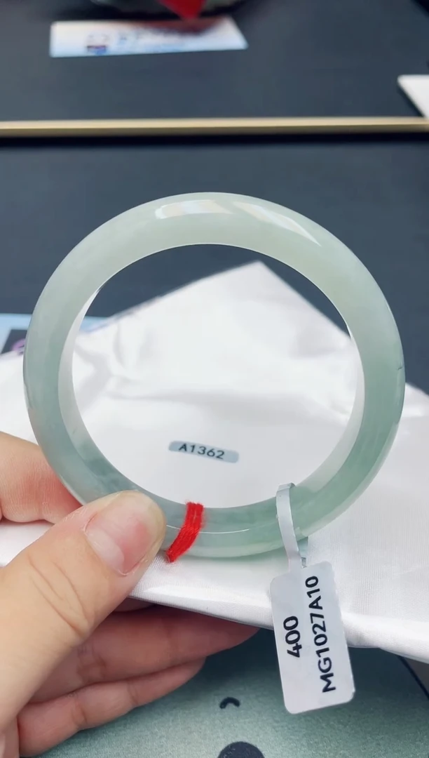 【闪购商品】翡翠手镯未镶嵌天然A货61