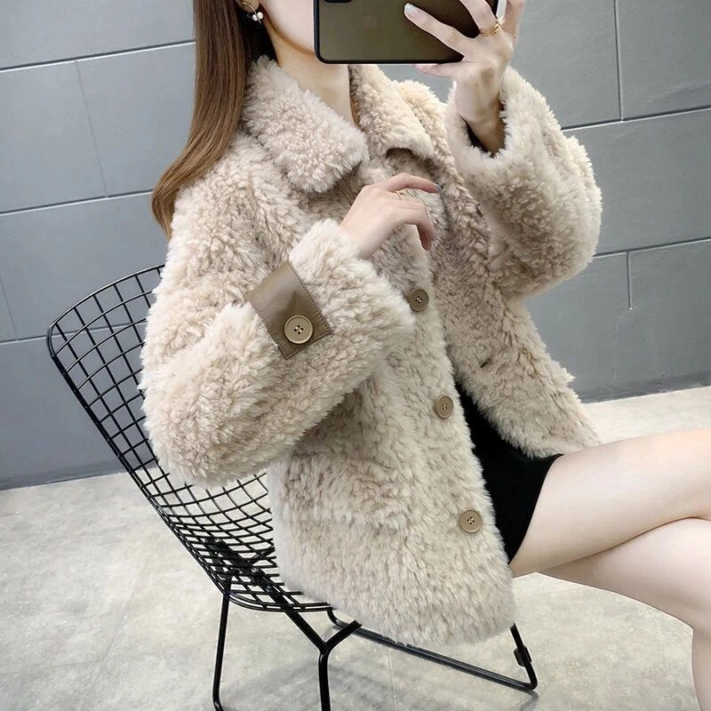 外套女潮秋冬2025年新款气质名媛小香风颗粒毛皮毛一体短外套