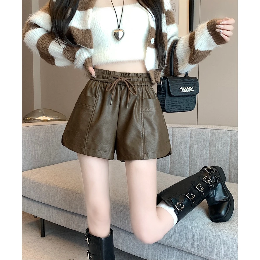 咖色pu皮短裤女春秋2024新款欧货高腰外穿美拉德休闲a字打底靴裤
