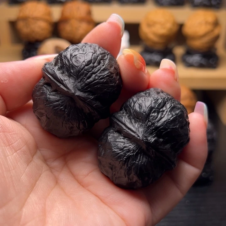 文玩核桃把件R20——————43玉罗汉地闷