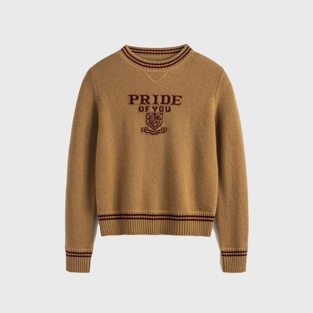 【小禾】“勋章”定纺7030绵羊毛羊绒字母提花绷缝圆领毛衣24FW398