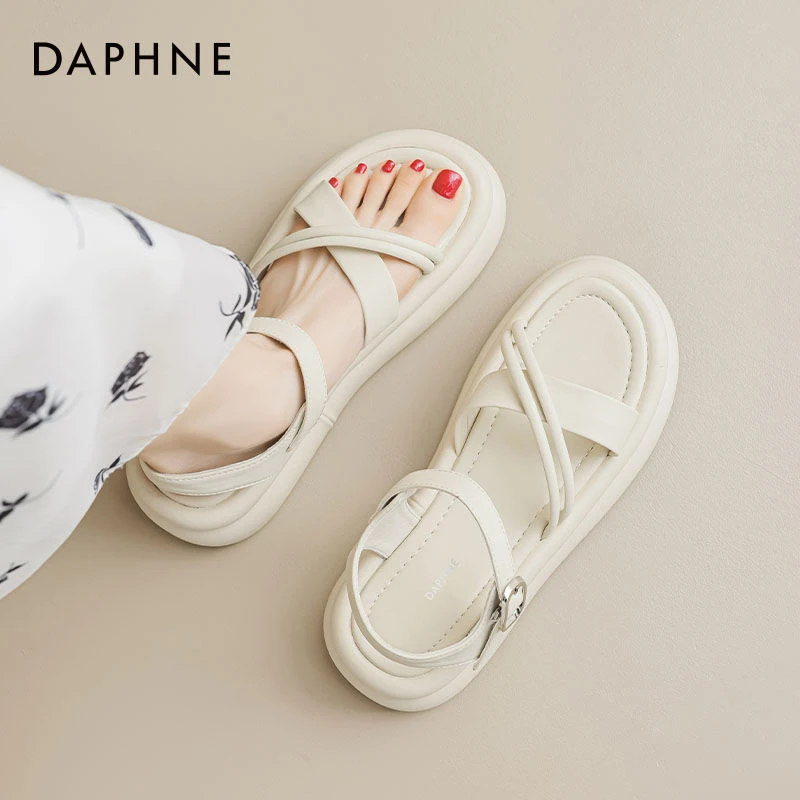 达芙妮凉鞋女款2024新款夏季外穿平底女士凉鞋厚底运动沙滩凉拖鞋