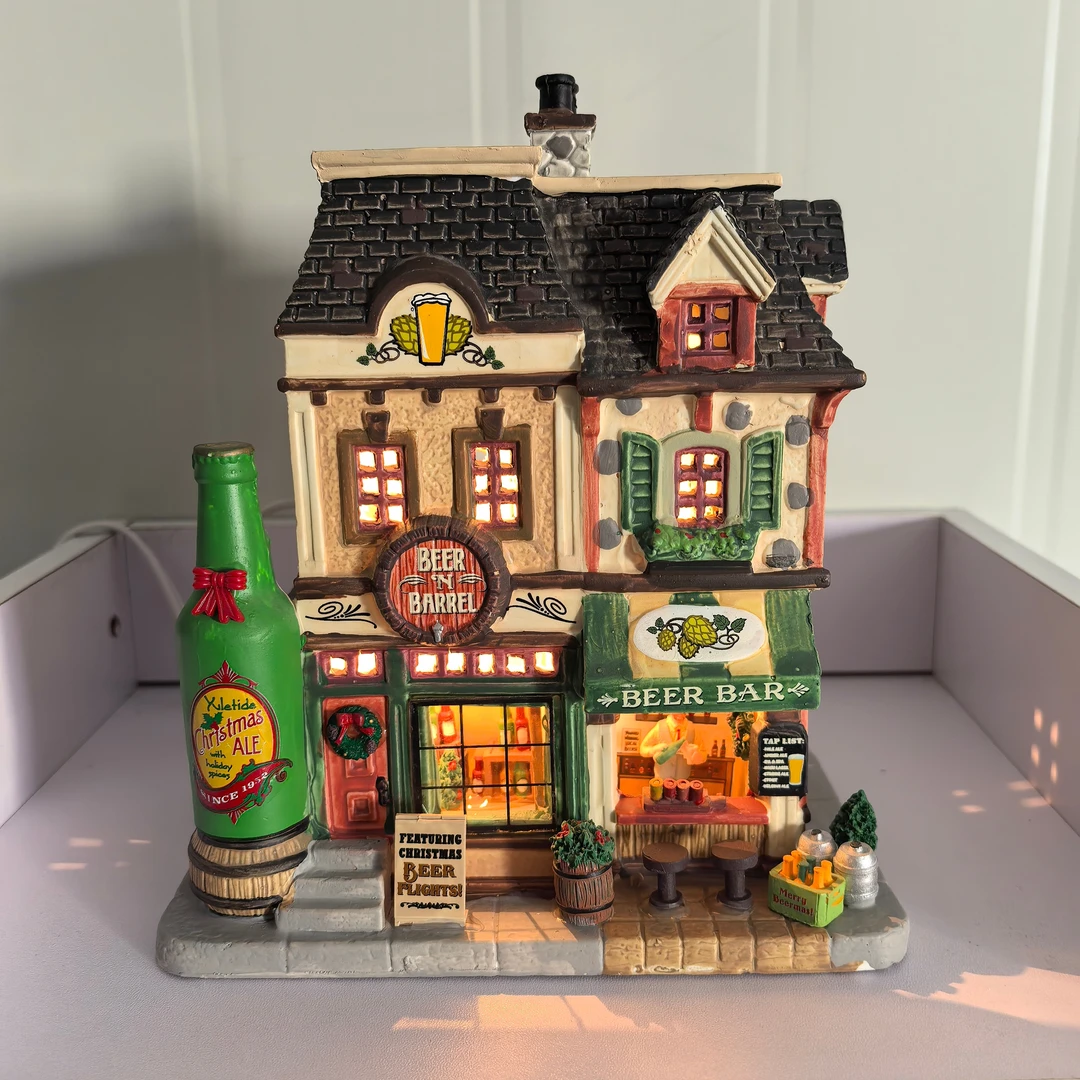 lemax陶瓷房子摆件酒吧A86