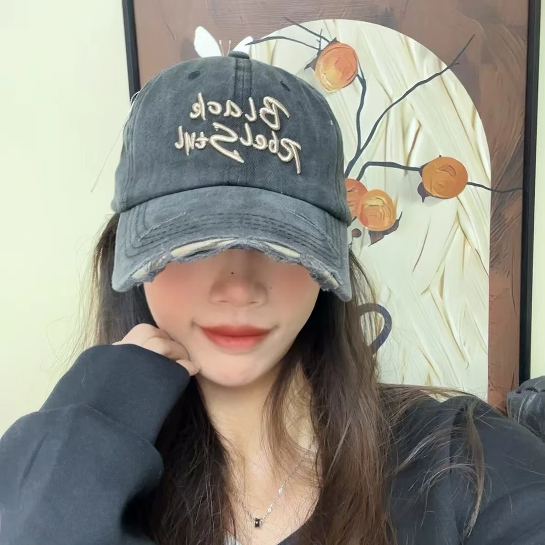 根据主播展示编号去拍帽子秋冬