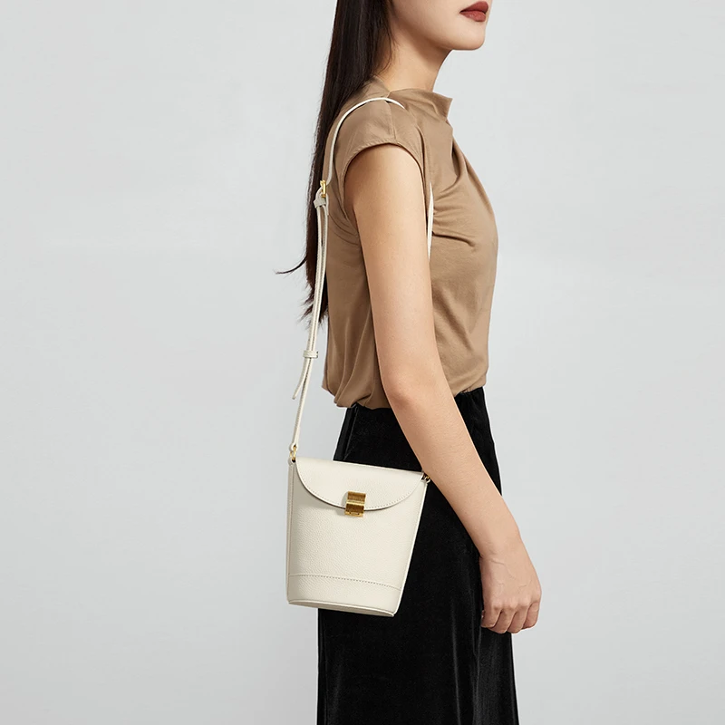 Cnoles蔻一女款爆款2025新款春夏单肩斜挎手机手机包小挎包