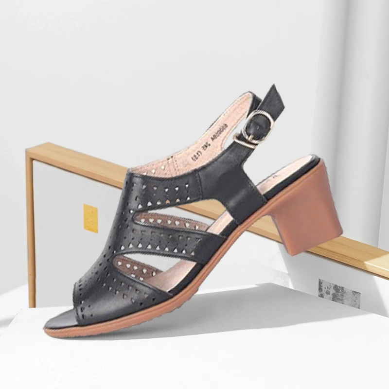 金猴皮鞋时尚软底透气女士夏季镂空复古牛皮休闲女鞋S650059A