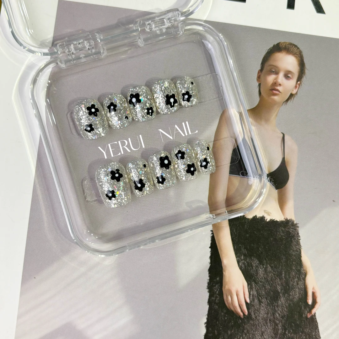 YR【花花】光疗美甲手工短款穿戴甲手绘简约气质高级感穿戴美甲甲片