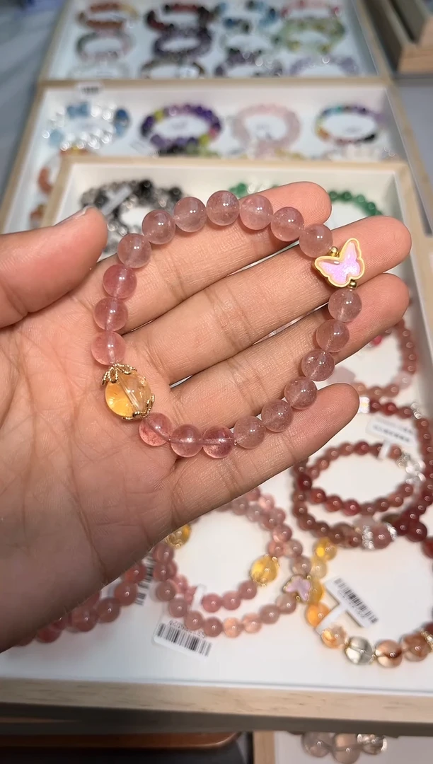 【闪购商品】石英质玉手链未镶嵌草莓晶