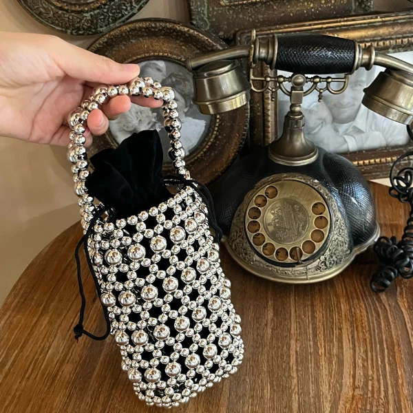 2024新款小众设计高级感金属感重工编织串珠手机包斜跨手提珠珠包