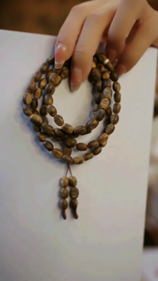 【闪购商品】沉香手串15g+白棋留疤多圈