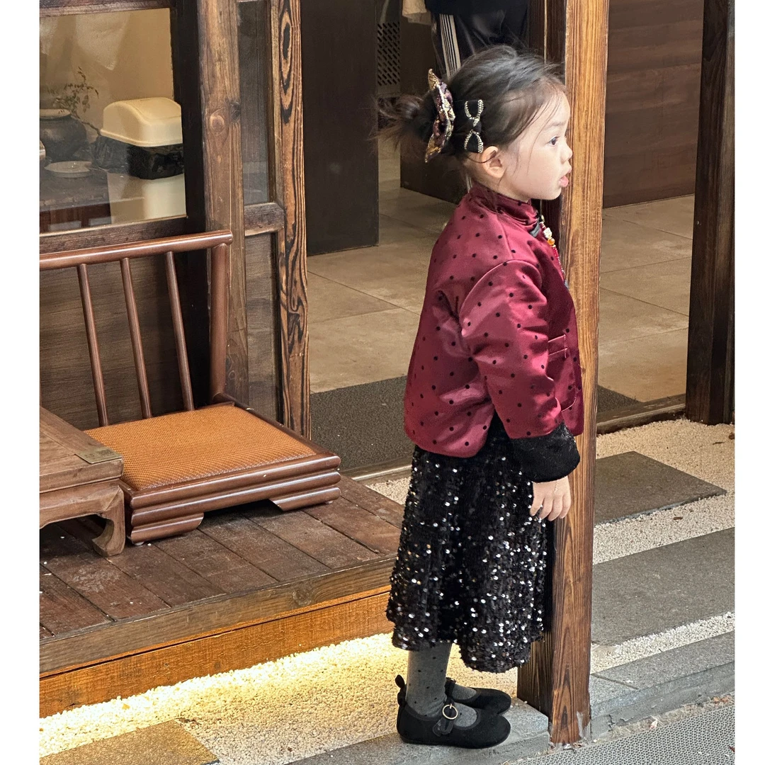 反季清仓冬季女童拜年服战袍红色波点旗袍外套黑色亮片半裙套装