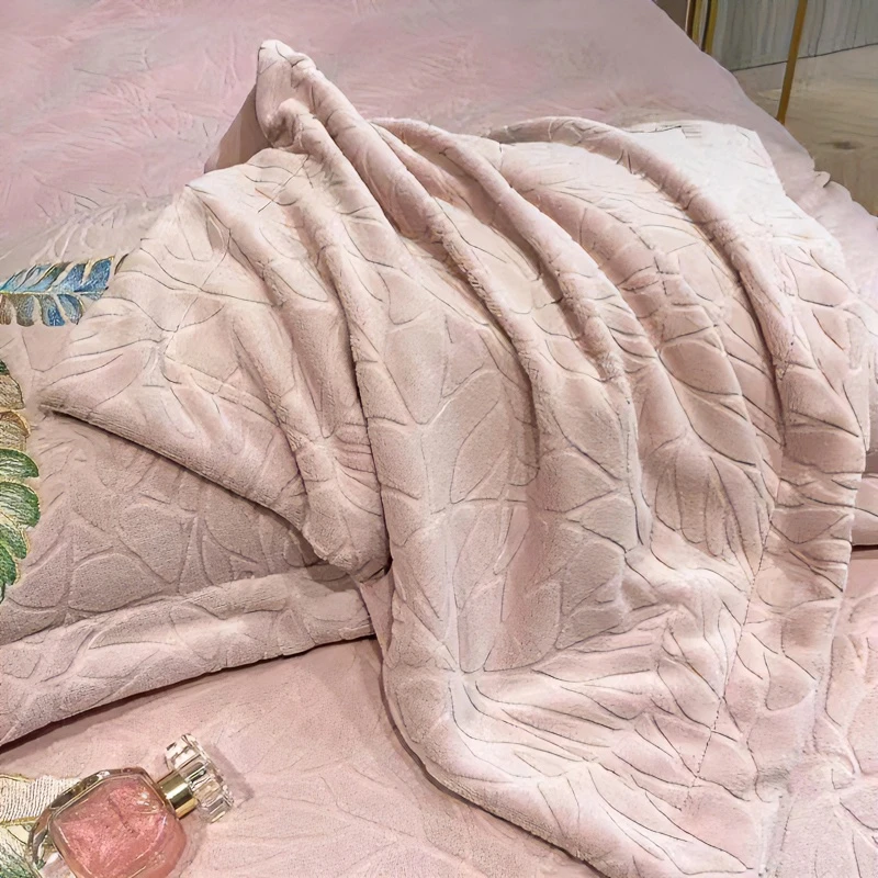 200cm*230cm牛奶绒美丽绒双层复合毯