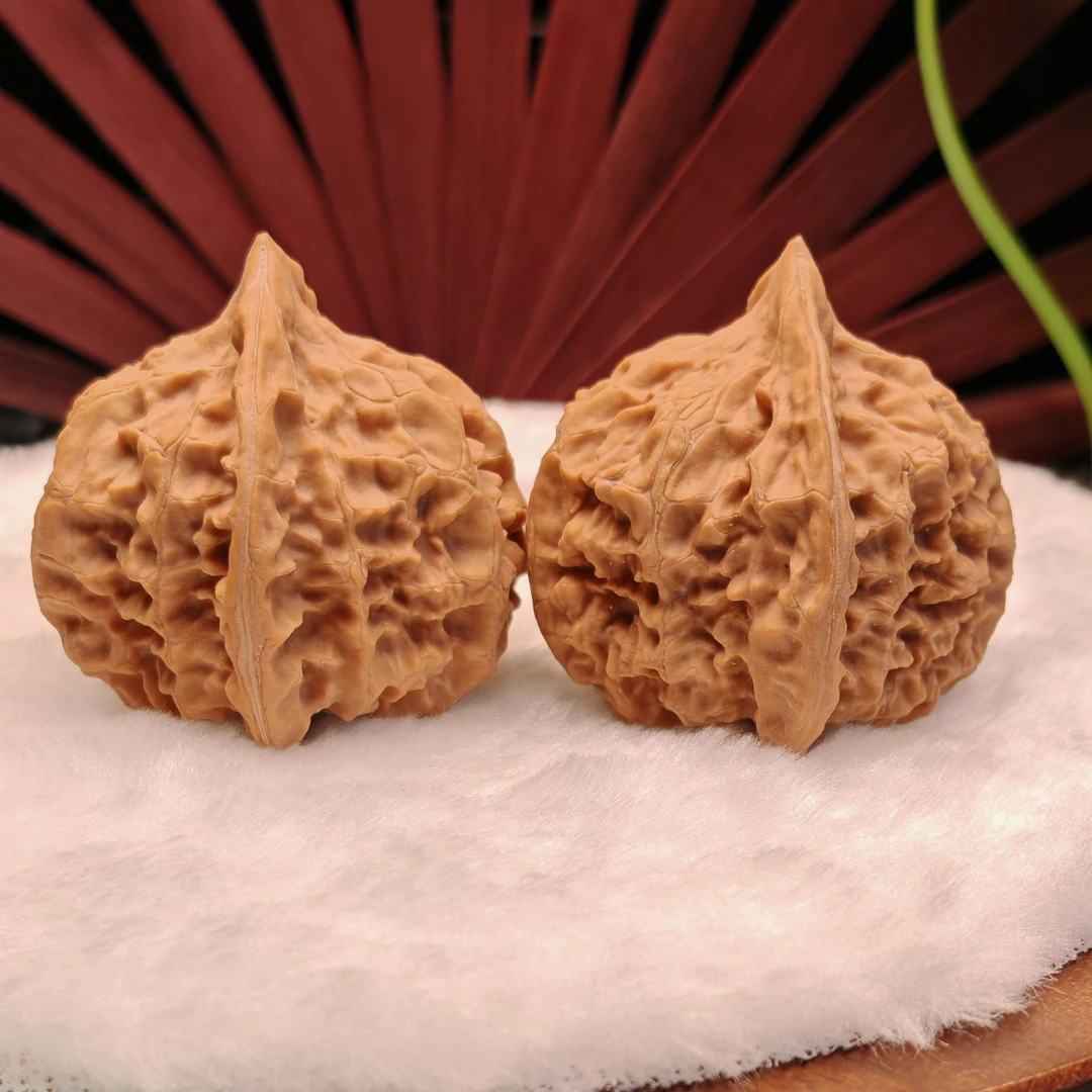 文玩核桃野生大肚尺寸39