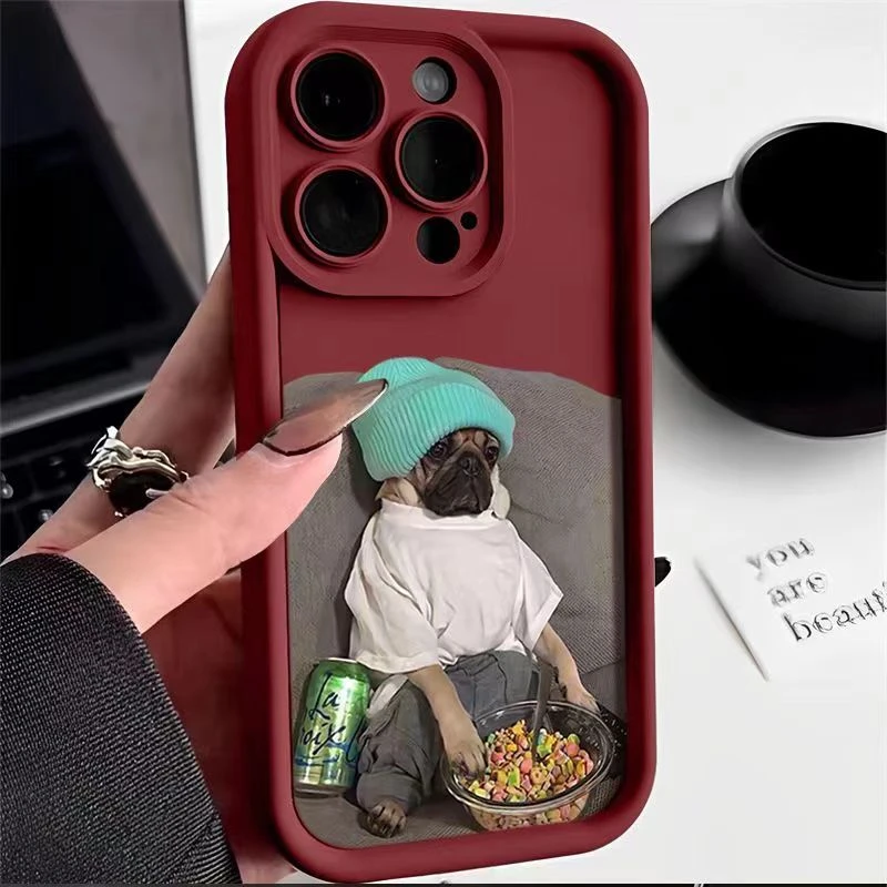 沙发小狗适用iphone15pro/14/13手机壳苹果12/11华为vivo小米oppo