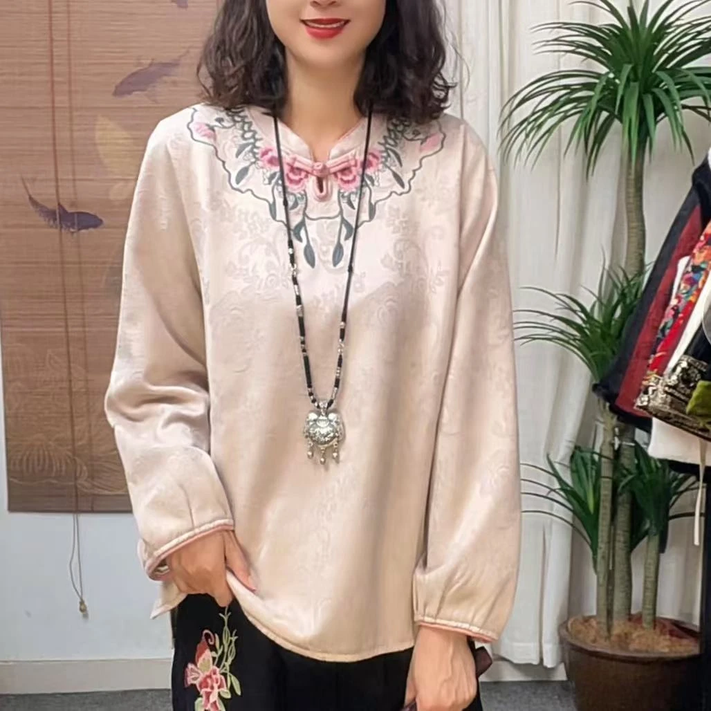 364冬季新品正版高货显瘦洋气质复古文艺风刺绣加绒提花上衣