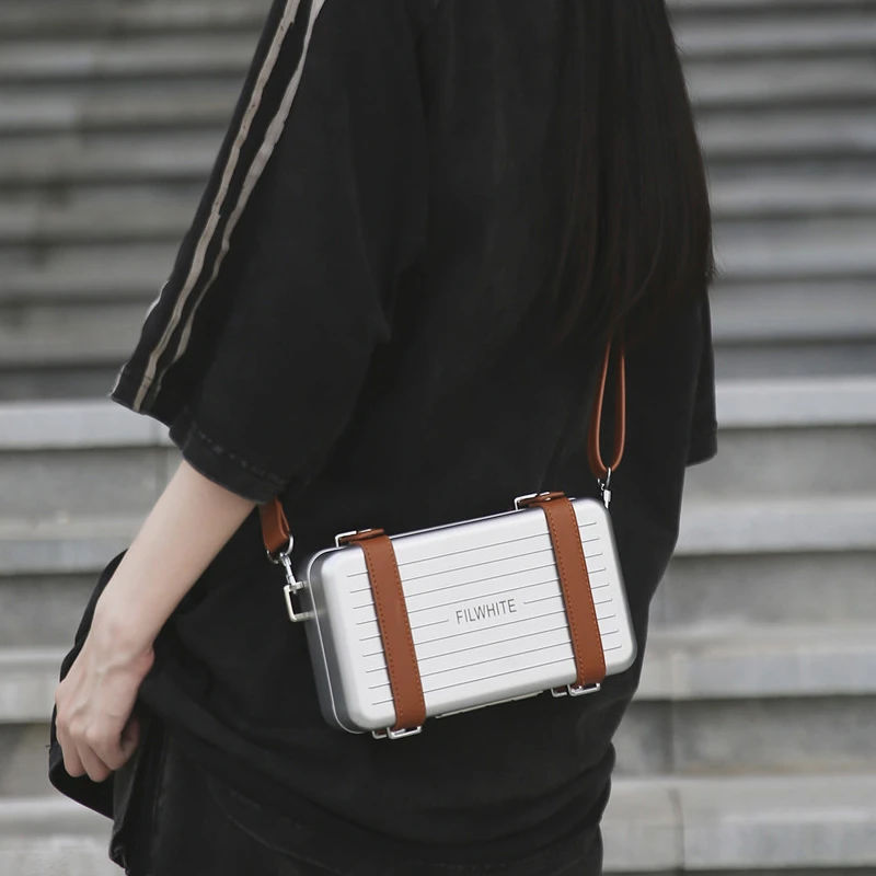 潮牌原创盒子包男小众设计感手机小方包斜挎包时尚潮流单肩小挎包