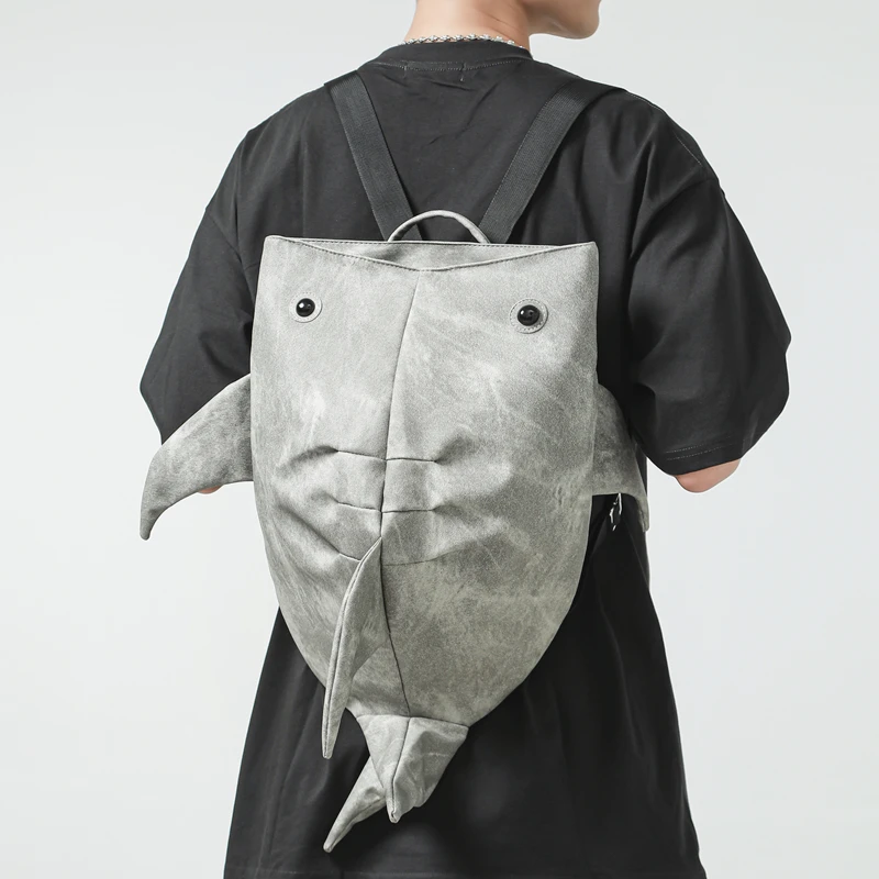 鲨鱼双肩包鲸鱼包小众潮牌机车骑行背包男女设计感旅行包学生书包