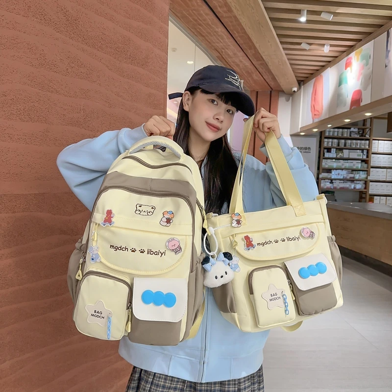 韩版初中生书包女时尚校园风双肩包轻便大容量高中学生背包旅行包