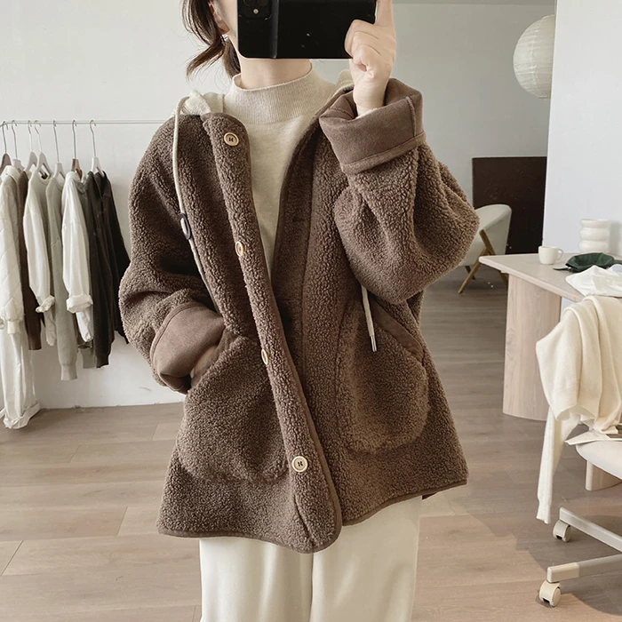 简约仿羊羔毛可拆卸连帽外套女冬季宽松显瘦韩版减龄毛绒加厚上衣