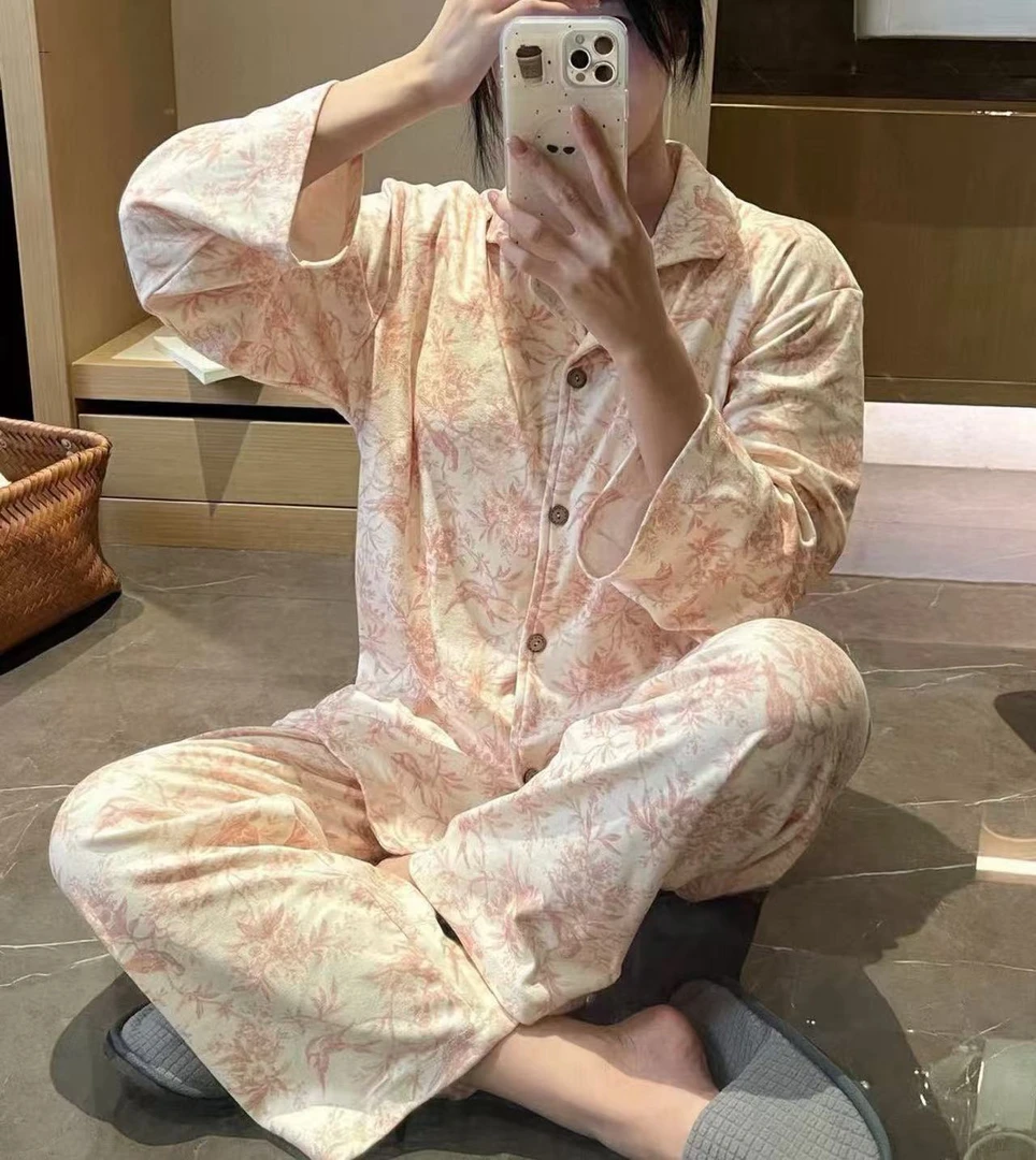 9032号印花绒感一体内里家居套装（预）