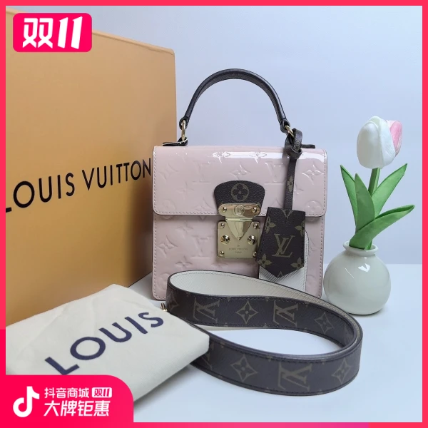 妃鱼/路易威登/99新/包包/市场价20000/241103RN0006