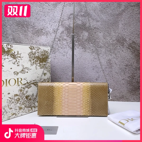 妃鱼/迪奥/95新/包包/市场价30000/241104RN0005
