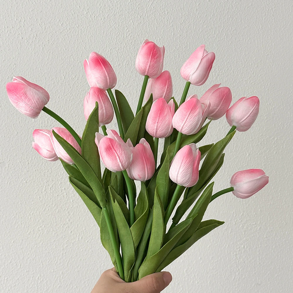 手感郁金香仿真花假花ins北欧婚庆家居装饰道具仿真植物花束礼物