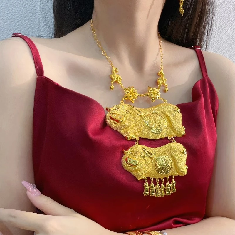 铜合金吊坠 结婚三金道具金猪牌项链结婚陪嫁首饰磨砂光面猪吊坠