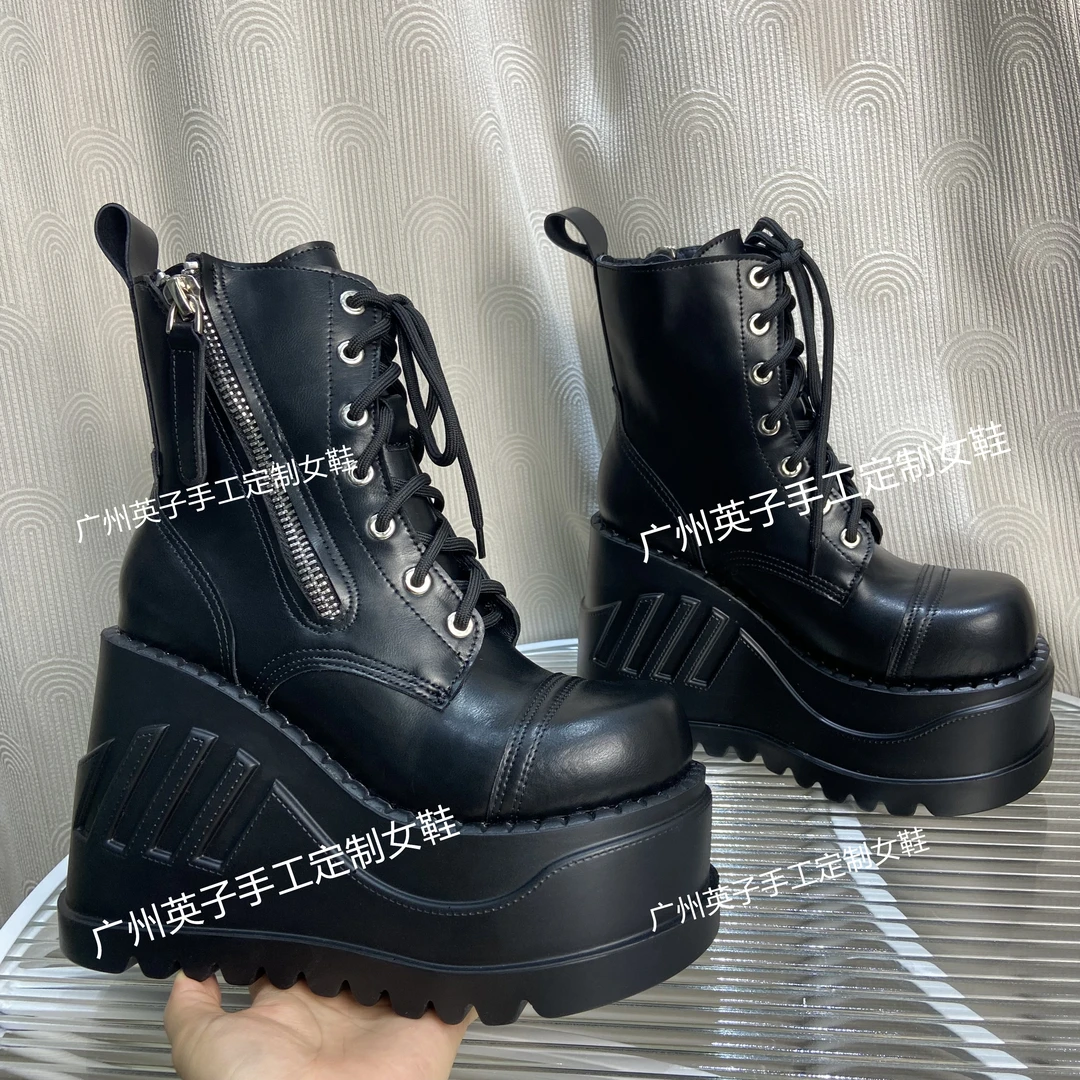 【英子推荐】增高12厘米超高跟侧拉链系带真皮圆头短靴马丁靴女潮