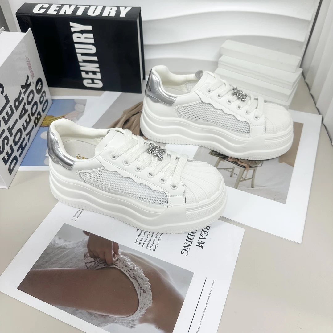 【与然良品】796-1爆款百搭时尚休闲板鞋