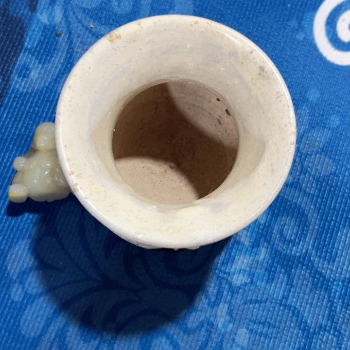 碟老*器型规整精致小巧