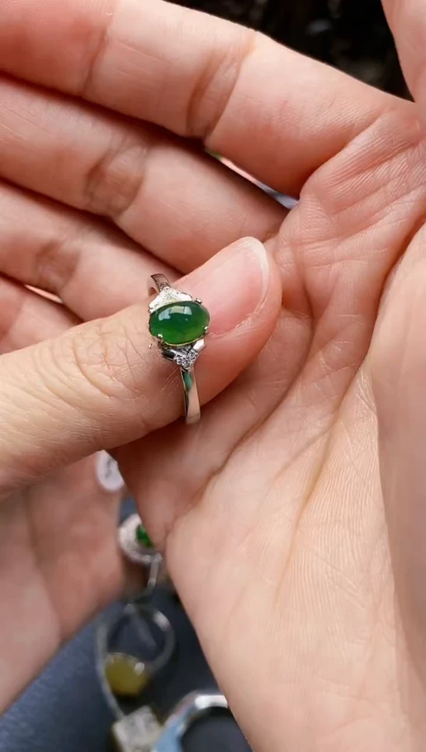 【闪购商品】翡翠戒指未镶嵌140
