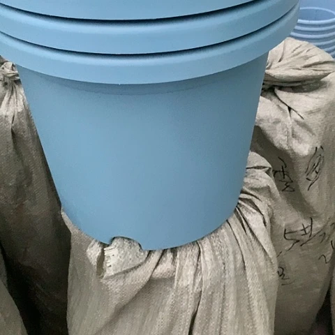 树脂20CM（含）-50CM（不含）相***歌3个托