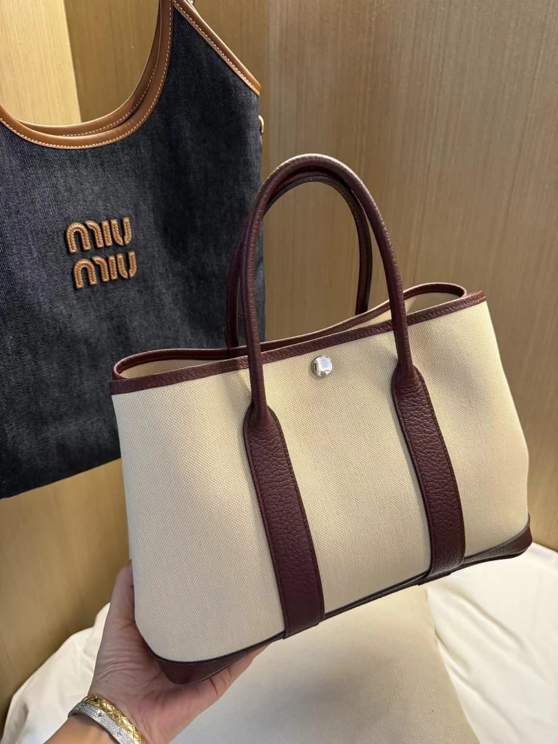 99新 Hermes/爱马仕 展会漏价！！白拼乌木色花园30包
