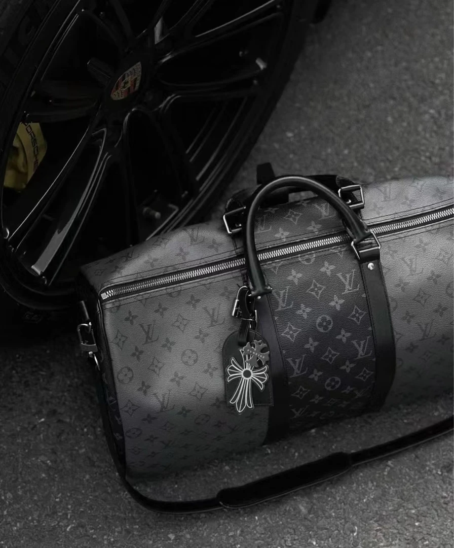 全新未使用  黑黑中古/lv 黑武士keepall50包 8222993