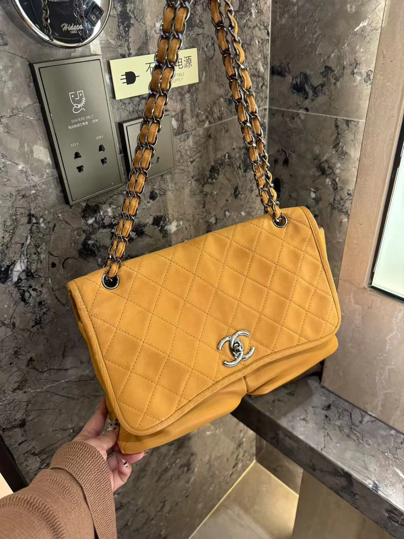 95新 Chanel/香奈儿 黄色双口袋嬉皮士cf包 34cm 10292949