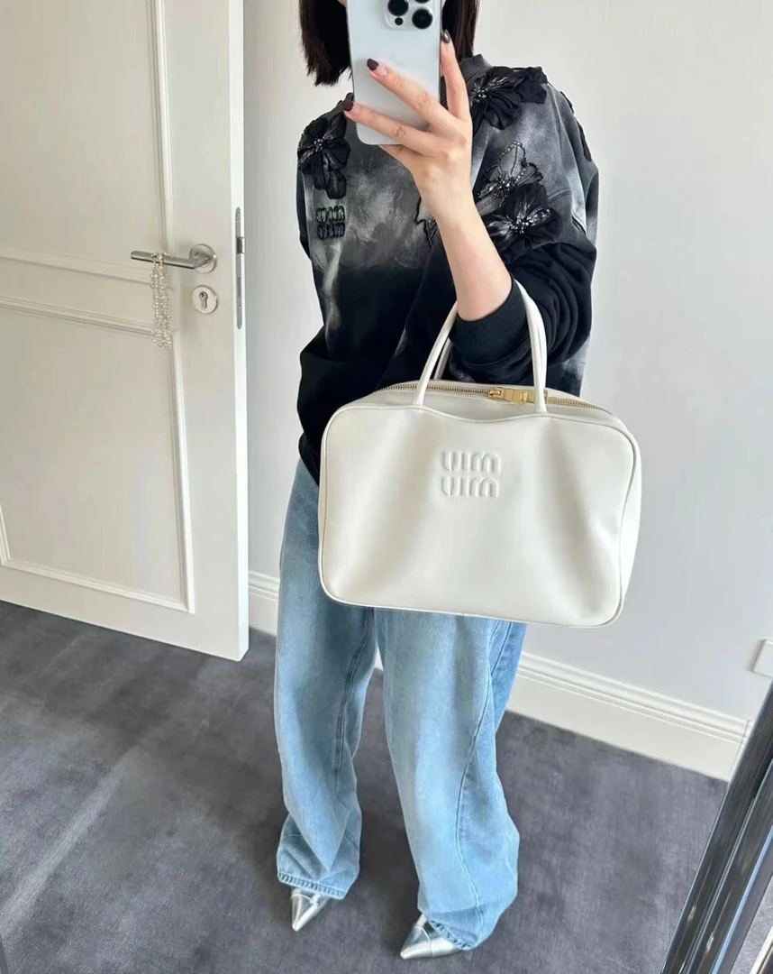 99新 MIU MIU/缪缪 白金保龄球公文包 33cm  9271253