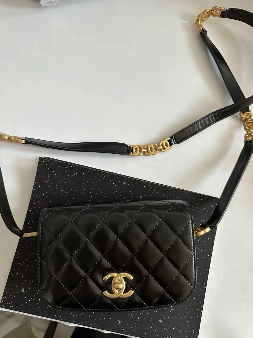 95新 Chanel/香奈儿 黑金多logo马鞍包 17cm 7618989