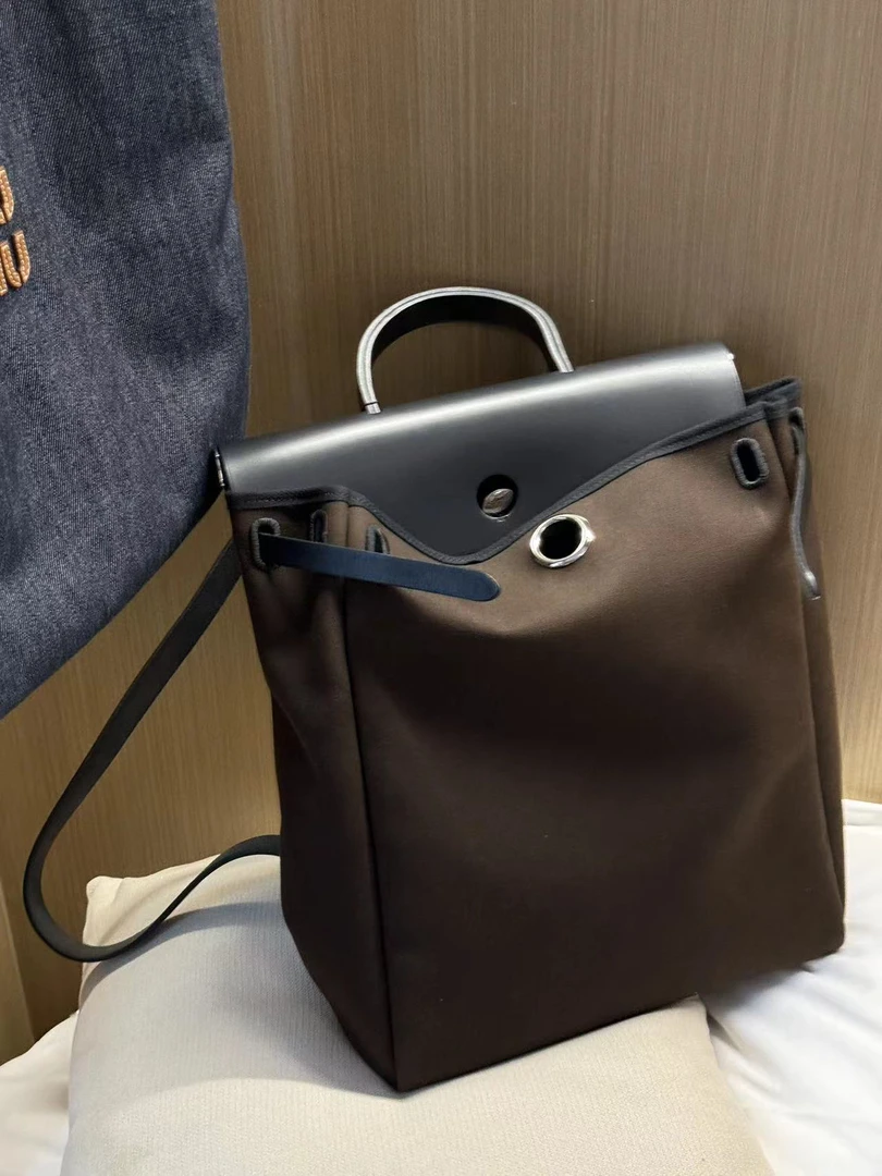 99新 Hermes/爱马仕 展会漏价！乌木色herbag双肩包