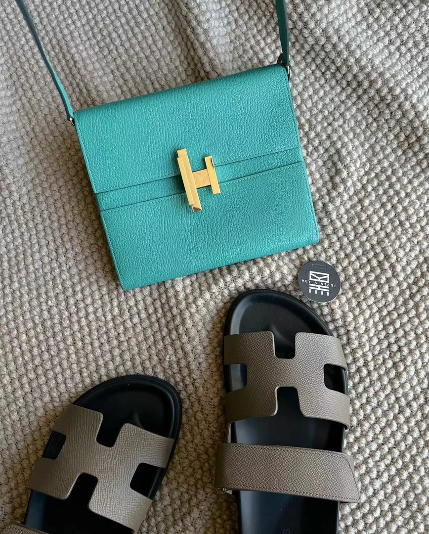 95新 Hermes/爱马仕 Hermes 蓝色银扣插销斜挎包 18cm 9112123