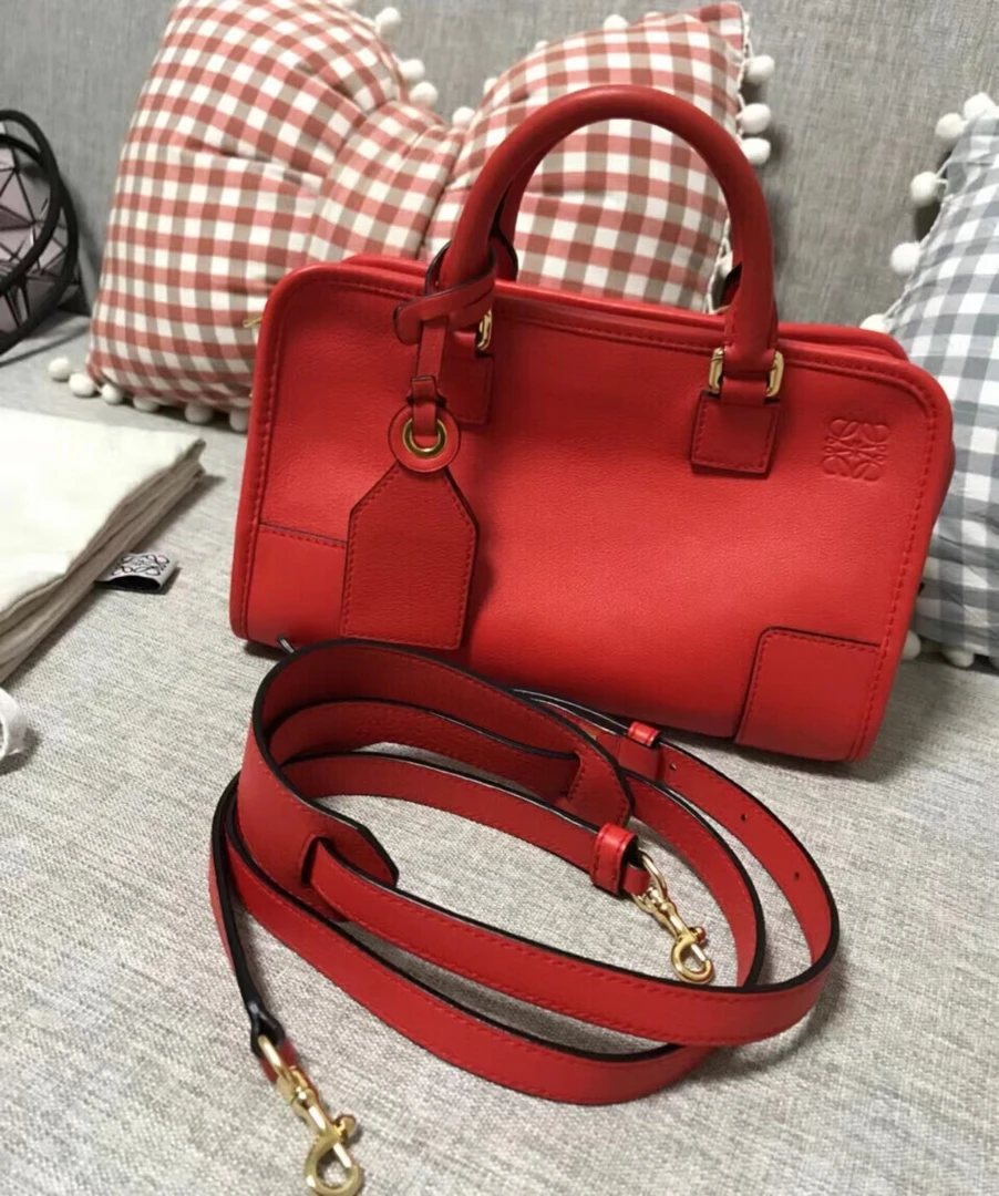 95新 LOEWE/罗意威 罗意威 红色mini亚马逊包 24cm 7722591