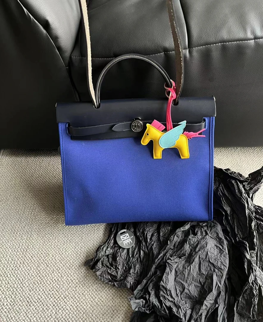 95新 Hermes/爱马仕 蓝色herbag31单肩包 8571521