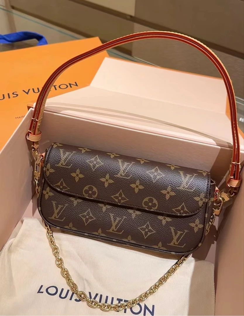 全新未使用 LouisVuitton/路易威登 芯片款 老花ivy包