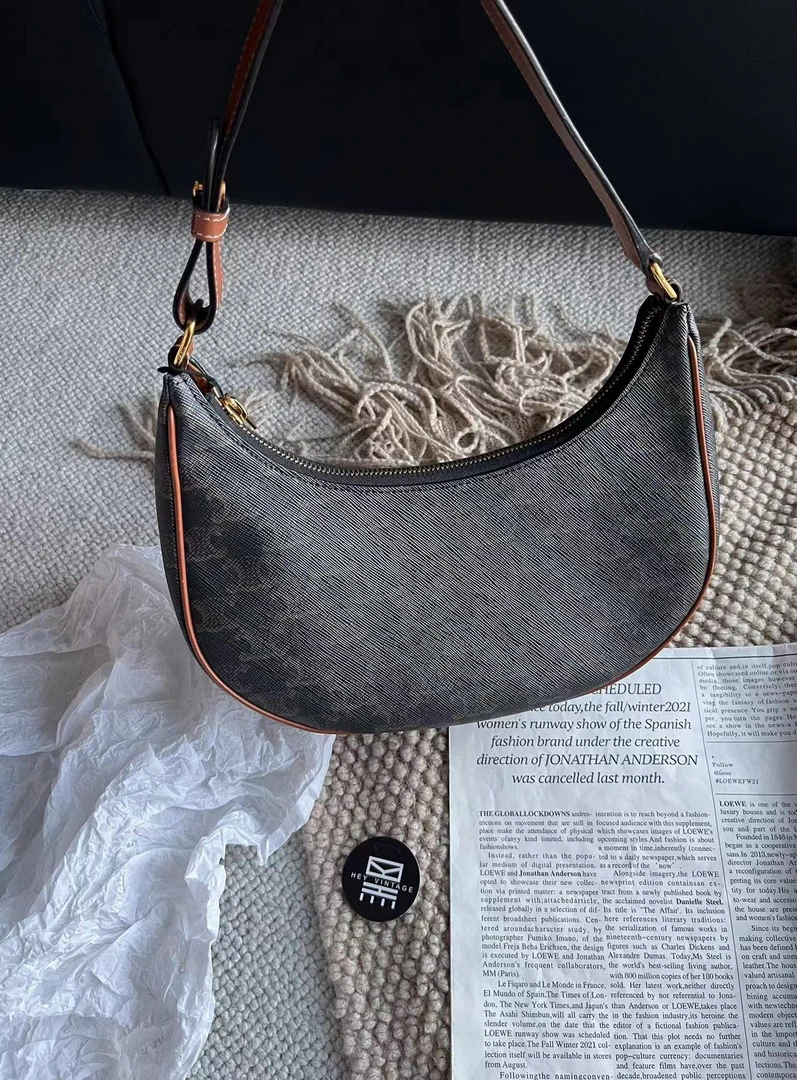 95新 Celine/思琳 经典老花豌豆包 24cm 9104577