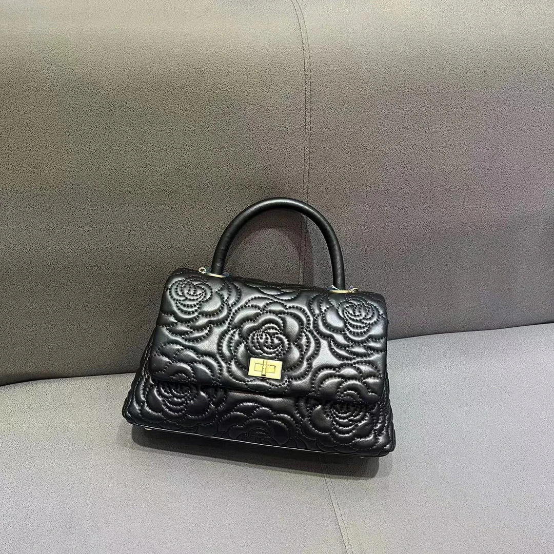 【A035-92992山茶花】气质黑白色时尚百搭女士真皮山茶花单肩肩包