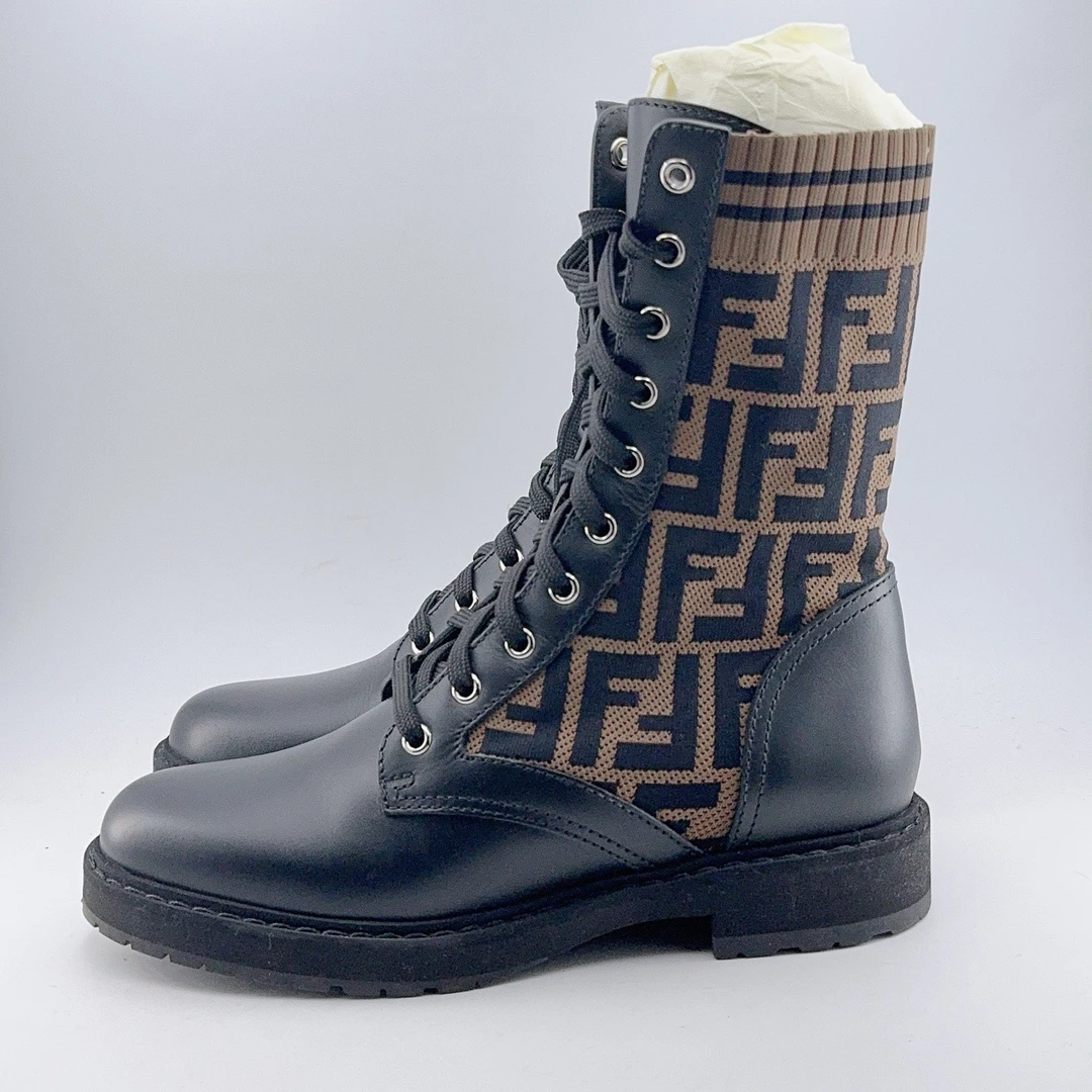 35码-37码/96新-98新/Fendi/芬迪 /棕老花满印马丁靴