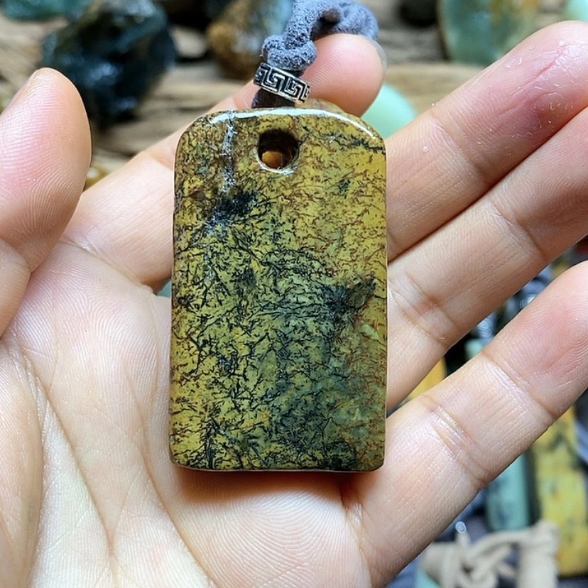 【闪购商品】岫岩河磨玉(透闪石质玉)挂件未镶嵌