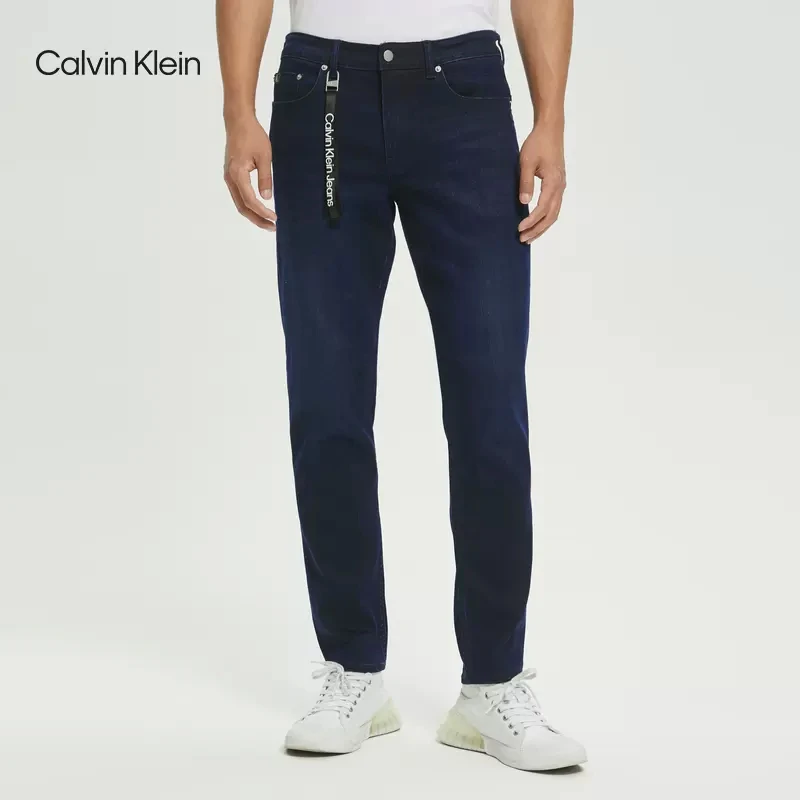 CK Jeans春季男士休闲百搭合体楔形版LOGO吊袢弹力牛仔裤J320659