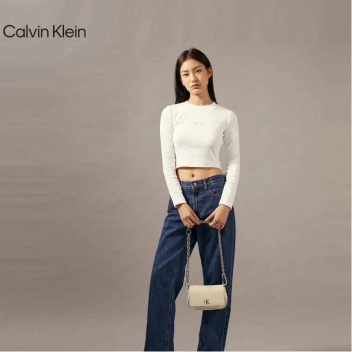 CK女包简约金属字母通勤翻盖链条单肩斜挎马鞍包礼物4K3034G