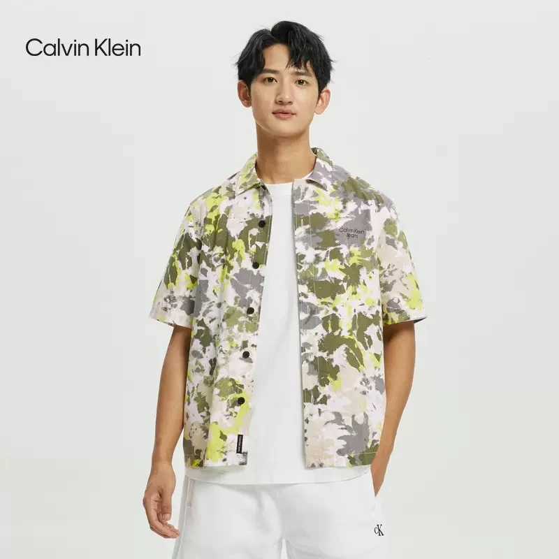CK Jeans夏季男士时尚休闲纯棉透气炫彩印花宽松短袖衬衫J320081